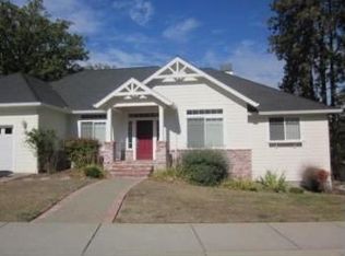 2231 Haviland Dr, Grants Pass, OR 97527