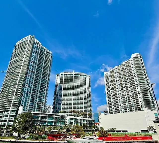 350 S Miami Ave #2114 — Photo 32