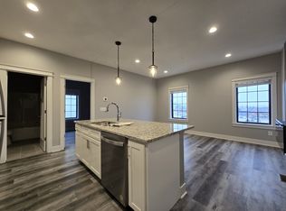7115 Kentwell Ln, Lincoln, NE 68516