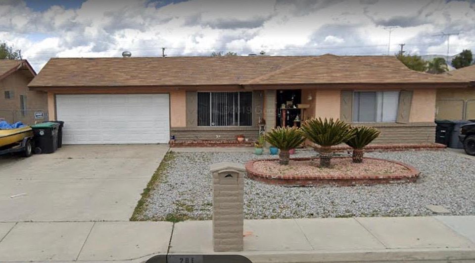 2nd image of 2868 Cindy Ln