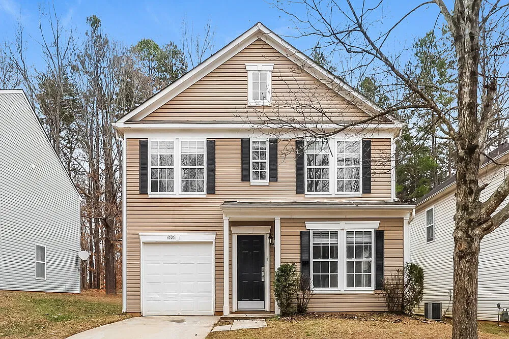4 bed, 2.5 bath, 2345 sqft, $2,730 — Photo 1