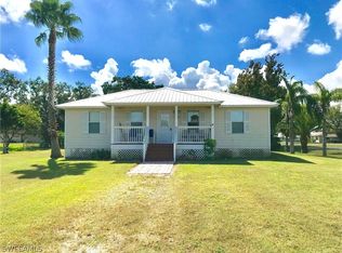 598 Avenue M SW, Moore Haven, FL 33471