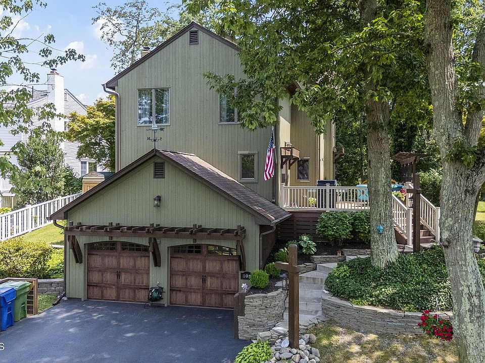 1st image of 109 Woodward Court