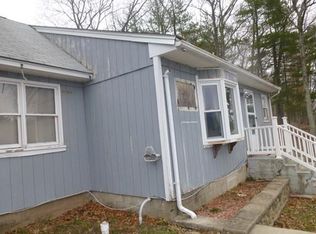 15 Bragg Rd, Foxboro, MA 02035