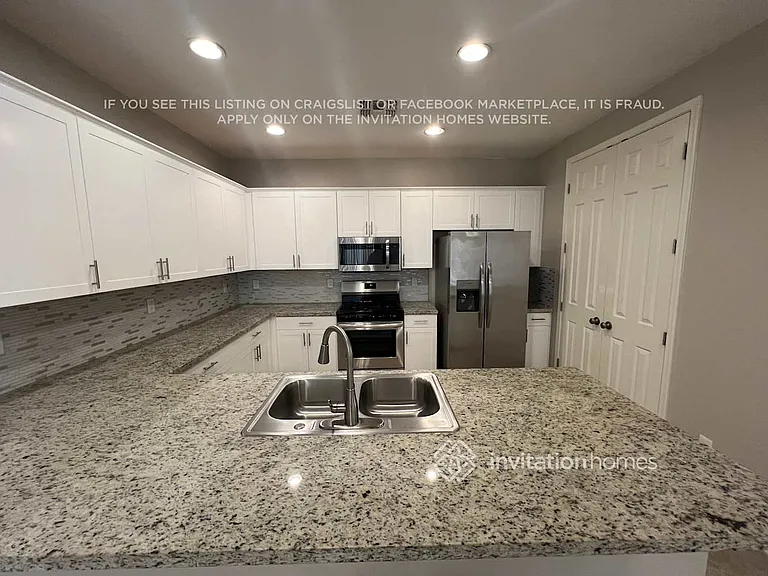 5830 E Grove Ave — Photo 5