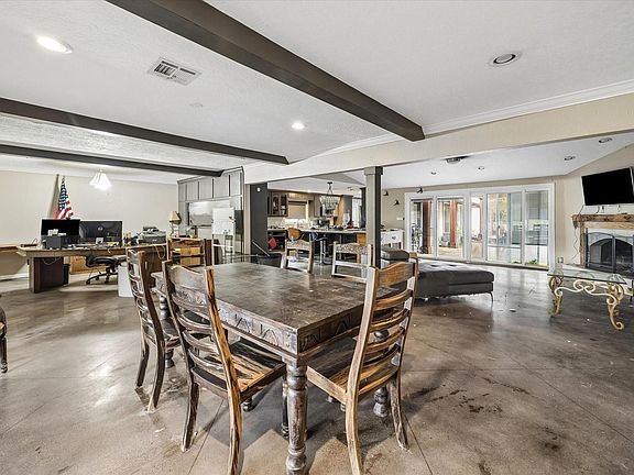 4th image of 3714 N Braeswood Blvd