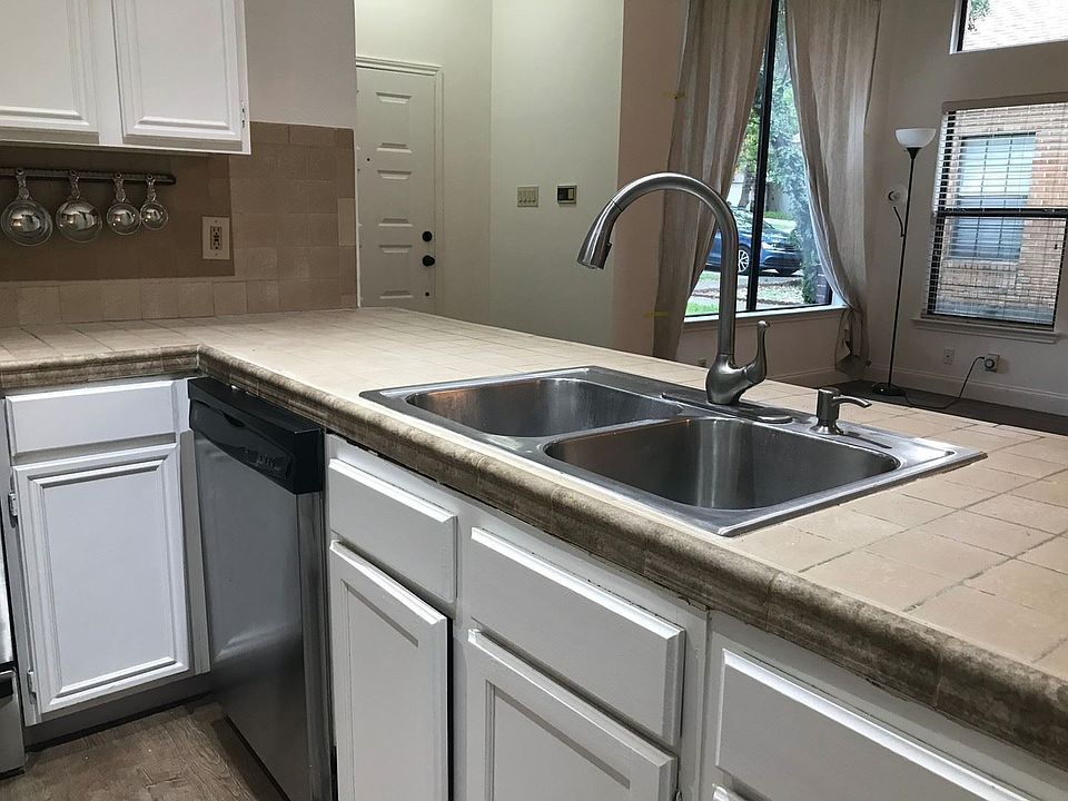 1st image of 7315 Corian Park Dr