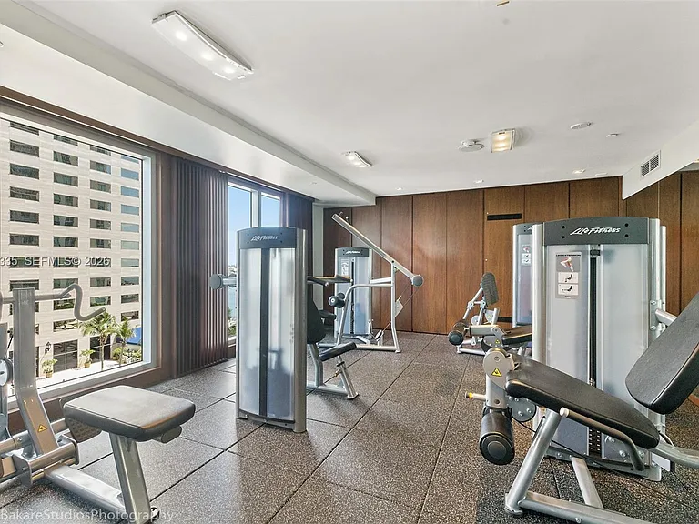 335 Biscayne Blvd #1009 — Photo 57