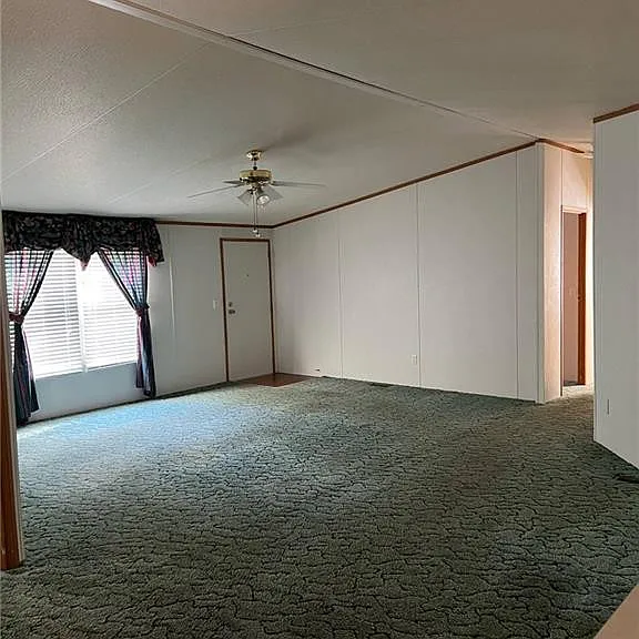 36 Fred Ave — Photo 8