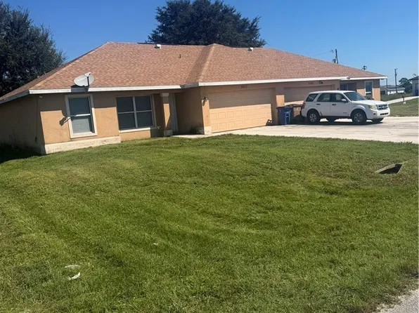 3307 Meadow Rd, Lehigh Acres, FL 33974