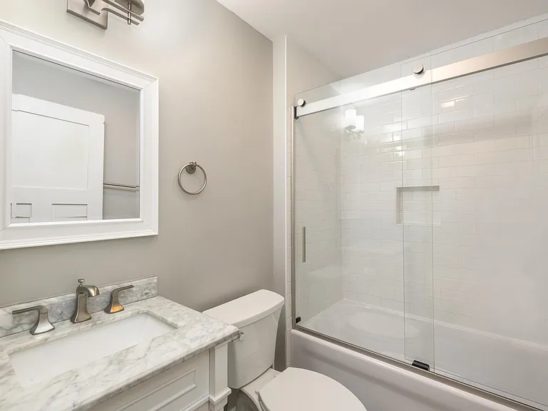 4003 N Downer Ave #B — Photo 12