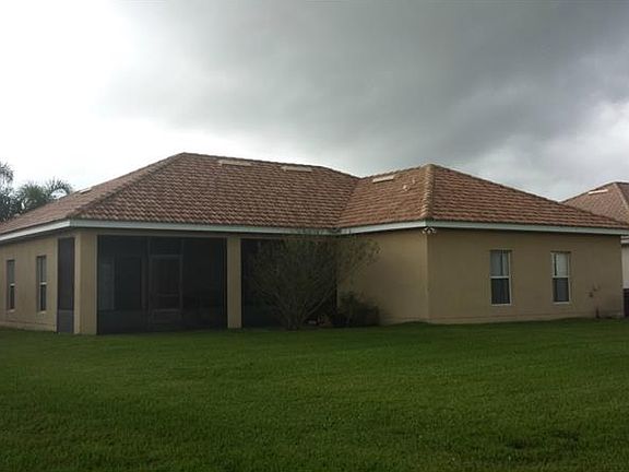 4th image of 3627 Weatherfield Dr