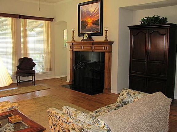 5th image of 5505 Pinecrest Ct