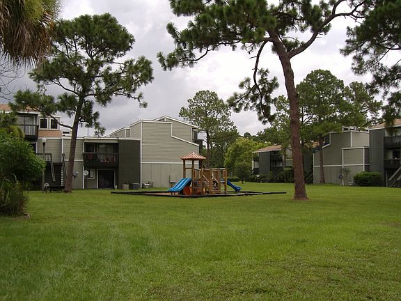 5th image of 255 Scottsdale Sq #255