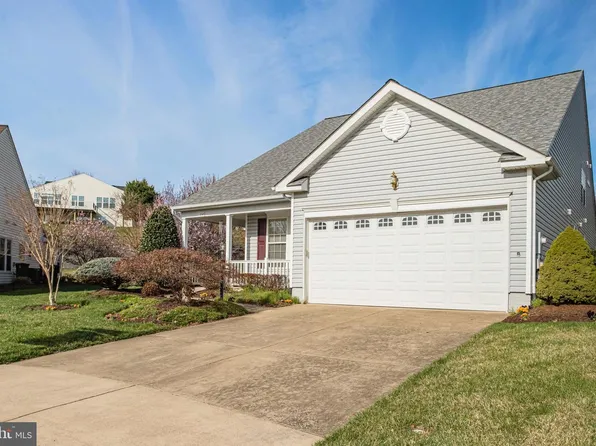 3749 Russett Maple Ct, Dumfries, VA 22025