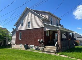 165 Magnolia St, Homestead, PA 15120