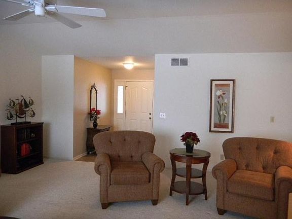 3rd image of 1110 Fairway Ct