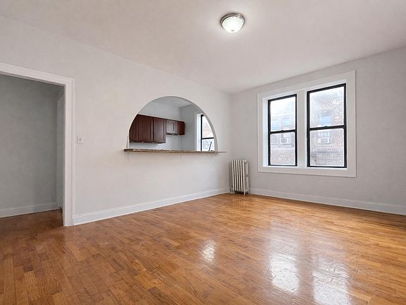 4th image of 24 Thayer St APT 5E