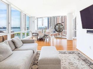 200 Chambers St APT 15D, New York, NY 10007