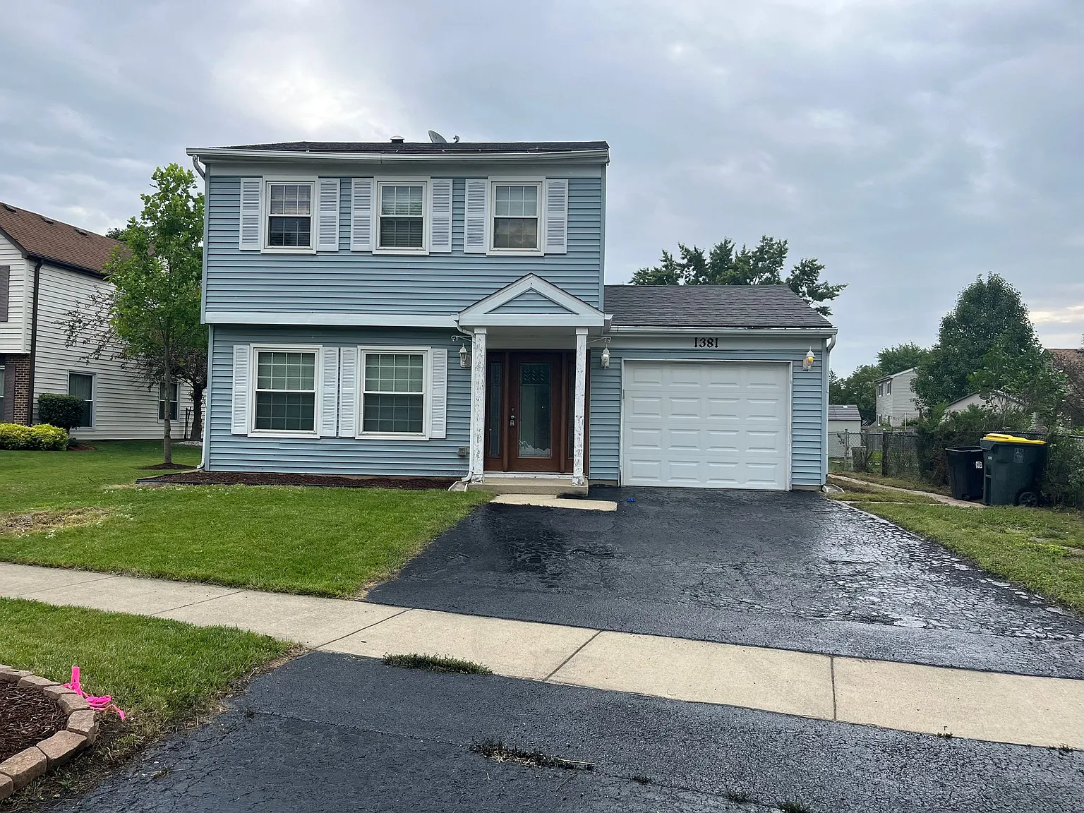 3 bed, 1293 sqft, $2,600 — Photo 2