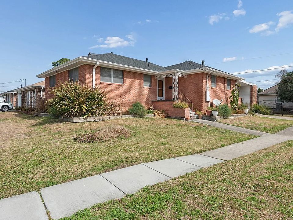 1st image of 3001 N Turnbull Dr