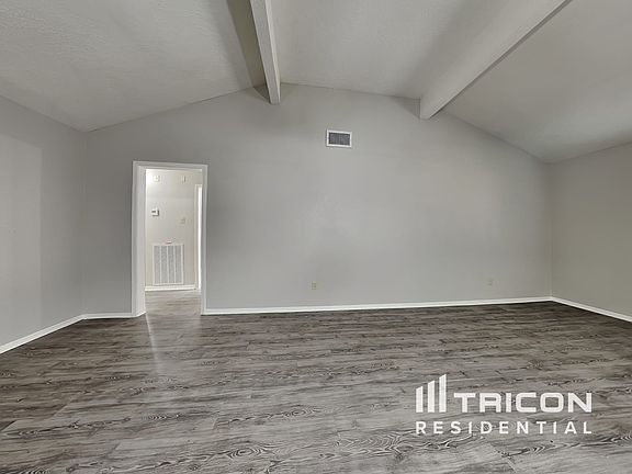 3rd image of 17226 Artwood Ln