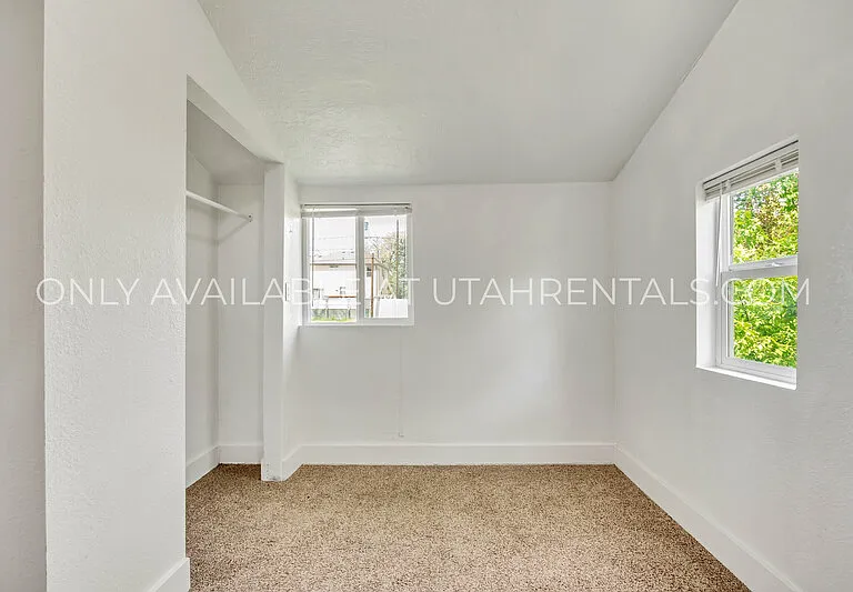 1032 S Jeremy St — Photo 9