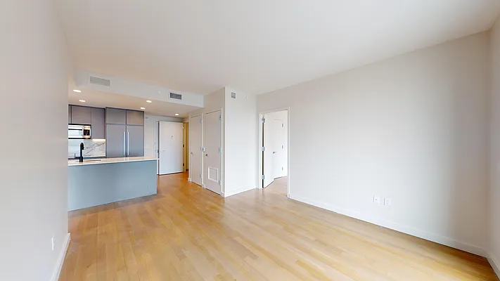 Rented by Bond New York | media 45