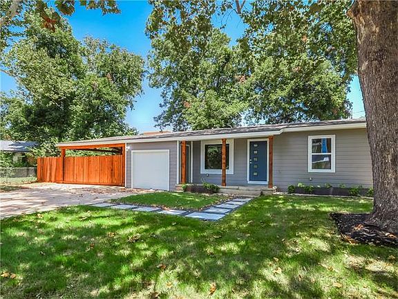 2nd image of 7015 Saint Johns Cir