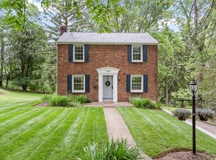 3454 Thornwood Dr, Bethel Park, PA