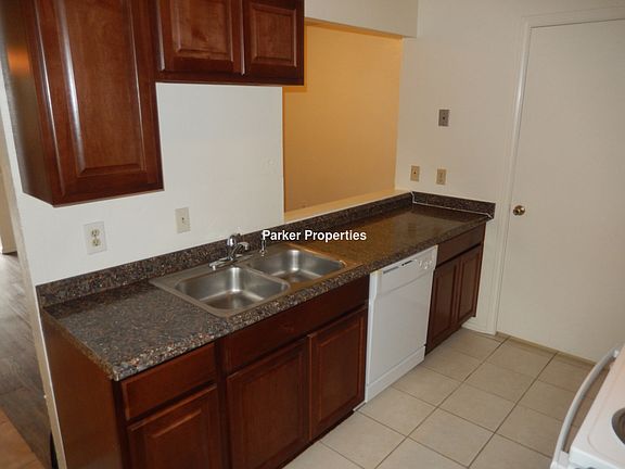 2nd image of 1607 Sunset Village Dr