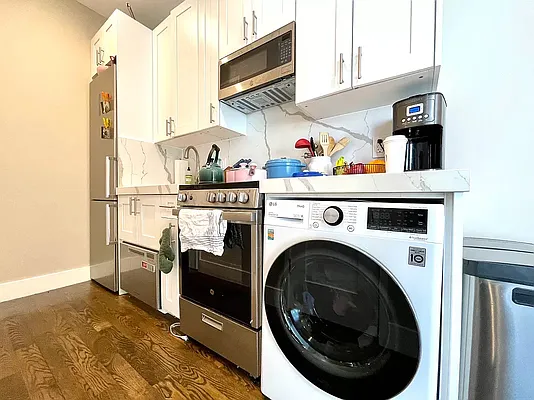 Rented by Douglas Elliman | media 25