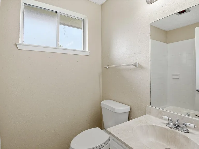 6122 S Greenpark Dr — Photo 15