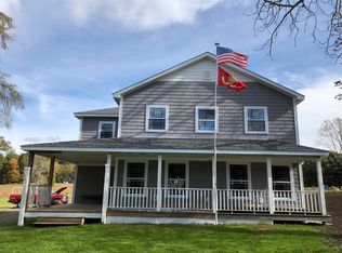 501 Field Hill Rd, Scituate, RI 02815
