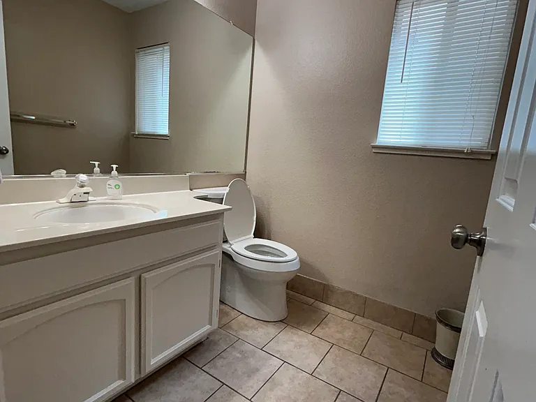 4416 Folsom Dr — Photo 11