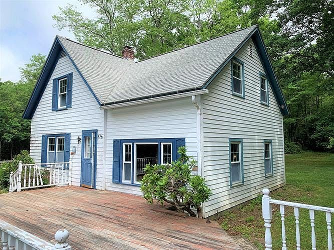 576 E County Rd, Rutland, MA 01543 Zillow