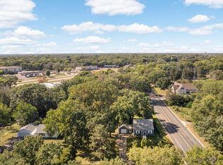 7886 Sunnyside Rd, Mounds View, MN 55112