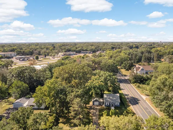7886 Sunnyside Rd, Mounds View, MN 55112