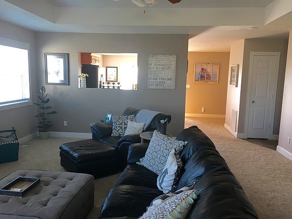 3rd image of 1291 Eagle View Dr