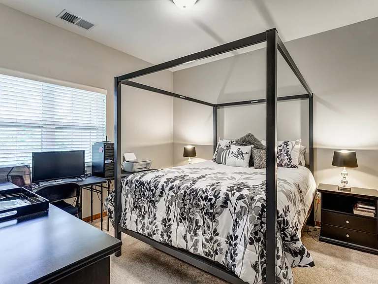 Conifer Ridge Apartments — Photo 13