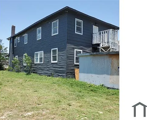5004 E Side Ave #103