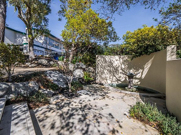 5th image of 625 Vista Del Mar Dr