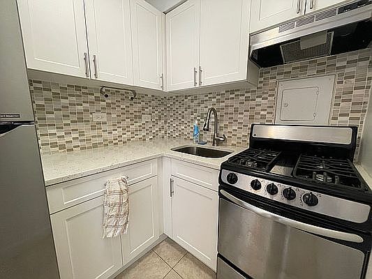 3rd image of 83-60 118th St #12K