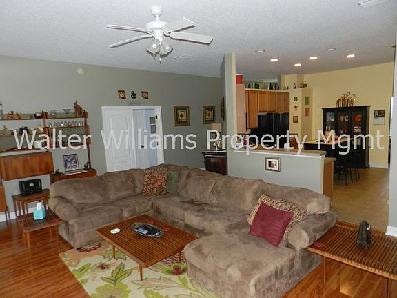 4th image of 708 N Longneedle Dr