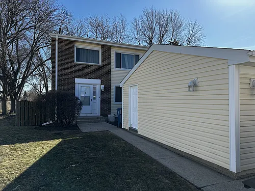 2199 London Dr Photo 1