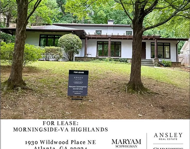 1930 Wildwood Pl NE — Photo 1