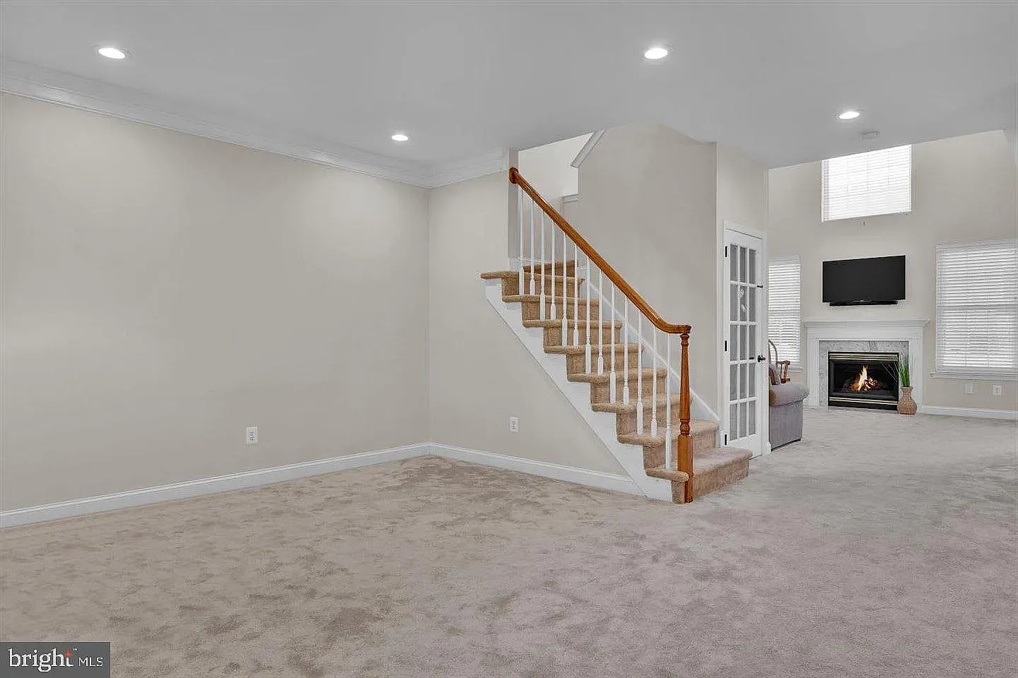 9 Ross Way — Photo 4