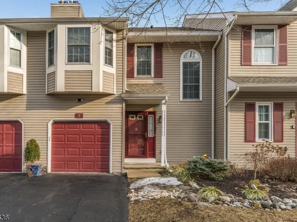 3 Pinehurst Dr, Washington Twp., NJ 07882
