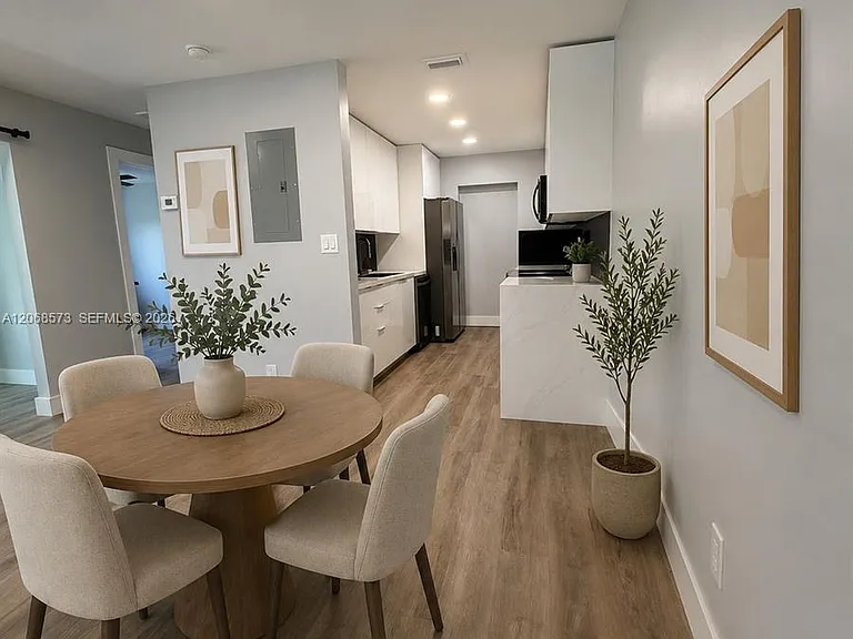 2865 NE 13th Ave — Photo 5