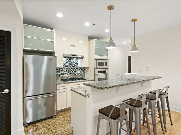 108 Jackson Street image 6 of 33